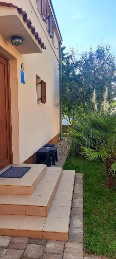 Cute Shabby Chic Ella Apartament Zadar